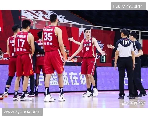 CBA俱乐部杯武汉赛区开赛,首日险胜与反转齐演出